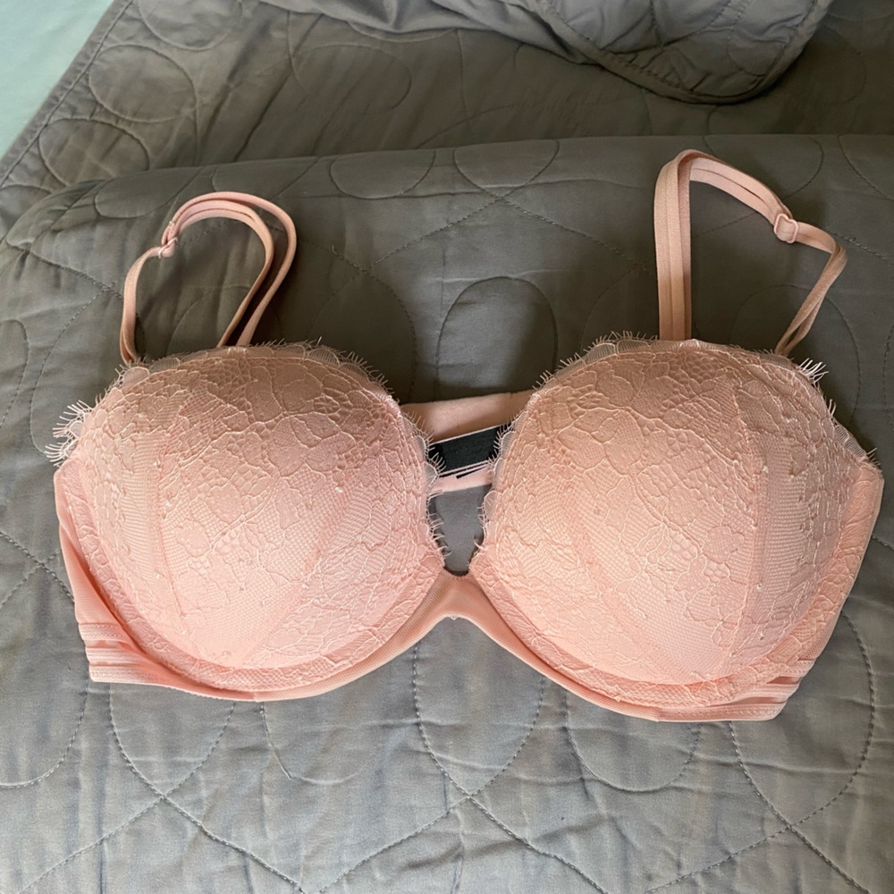 Victorias Secret Push Up bra - 32D